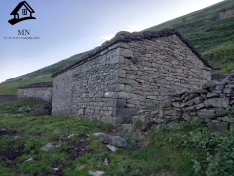 Finca rústica en Vega de Pas