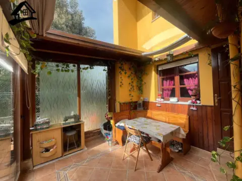 Chalet en Pomaluengo