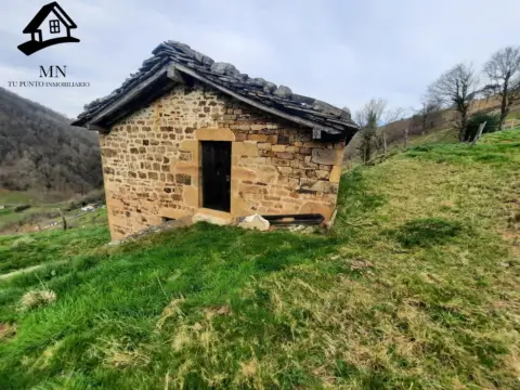 Finca rústica en Valles Pasiegos