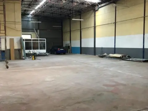 Nave industrial en Avenida del Martín Palomino