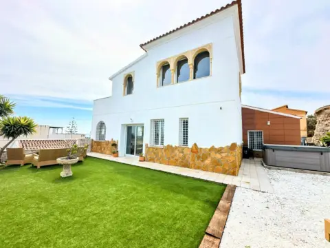 Chalet en Palomares