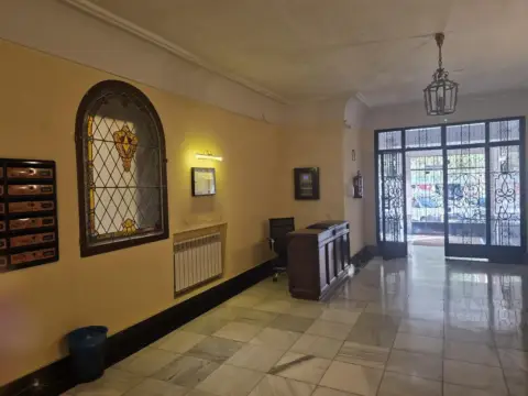 Piso en calle de Fernán González