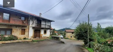 House in Tezanos