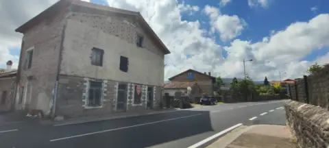 Casa en Villanueva de La Peña