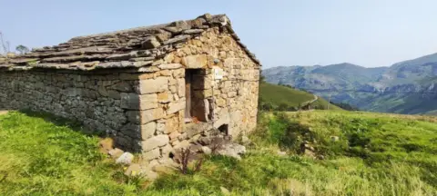 Finca rústica en Lunada