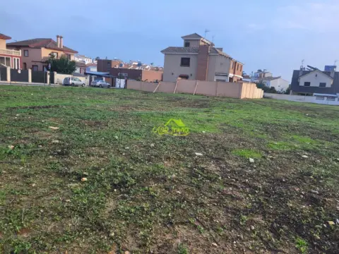 Terreno en calle de la Retama