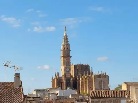 Casa pareada en Carrer de Menéndez Pelayo