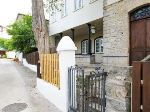 Chalet en calle Sagarreta Karrika