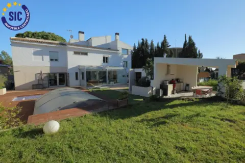 Chalet en Carrer de les Acàcies
