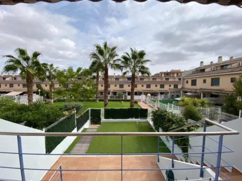 Casa pareada en Carrer de la Moleta