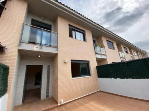 Casa pareada en Carrer de la Moleta