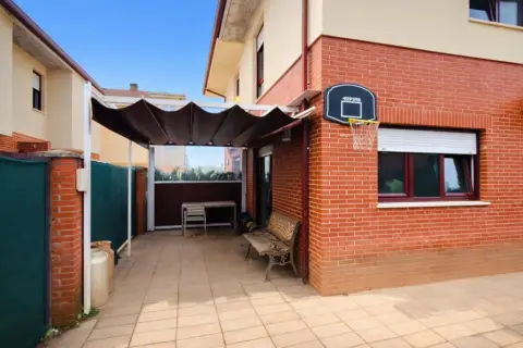 Casa pareada en Liaño
