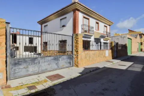 Casa en calle de Granada