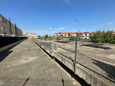 Terreno en Paseo Reina Sofía