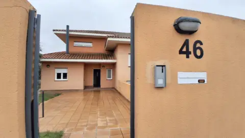 Casa pareada en Urb.Oasis