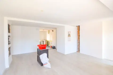 Piso en Salas Bajas