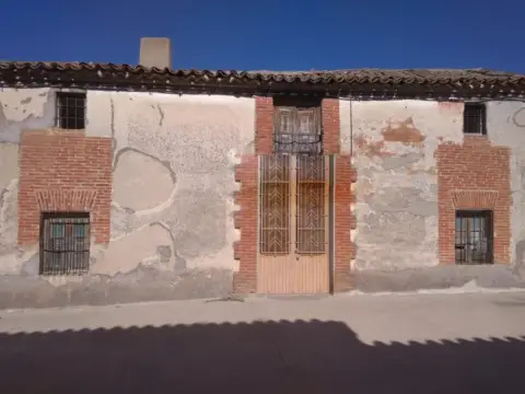 Casa en Salmoral