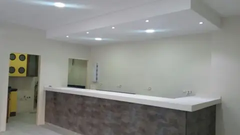 Local comercial en El Rollo-Parque Picasso