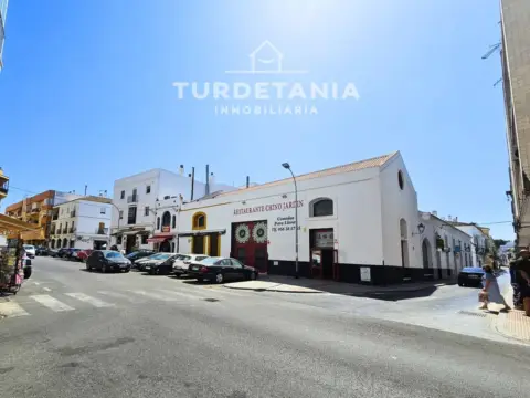 Local comercial en Centro-Calzada
