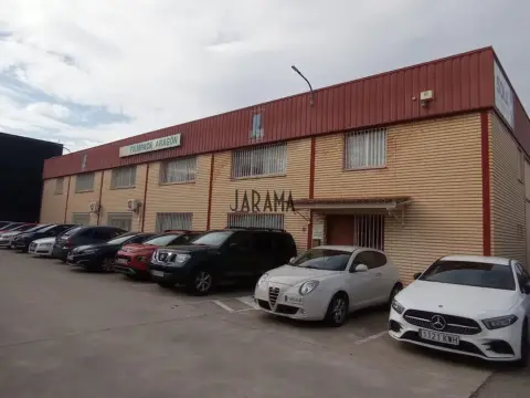 Local comercial en Ciudad Jardin