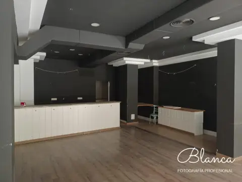 Local comercial en Centro
