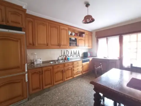 Chalet en Travesia de Europa