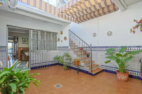 Casa adosada en Avenida de las Islas Afortunadas