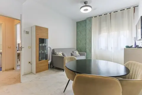 Apartamento en calle Casuarina, 1