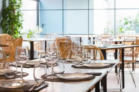 Local comercial en calle Nou D''octubre, nº 5