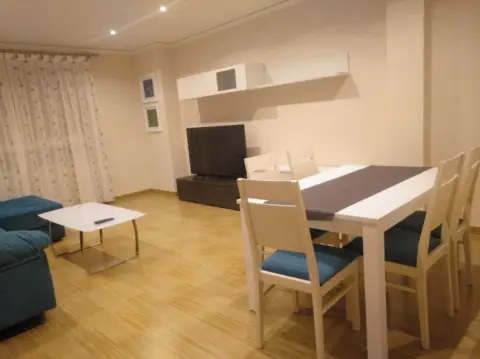 Piso en calle de la Constitución