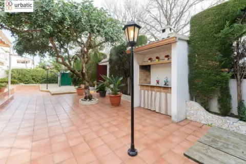 Chalet en Carrer de la Estrella Antares