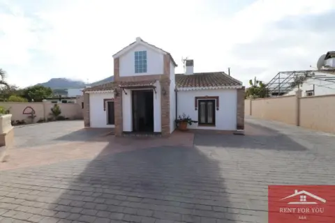 Chalet en Alhaurín El Grande