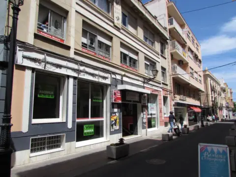 Commercial space in calle de San Pascual, 13