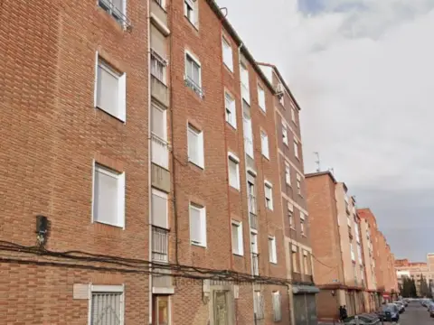 Piso en calle del Faisán, 12