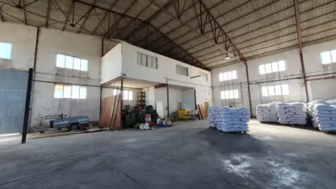 Nave industrial en Poligono La Polvorista