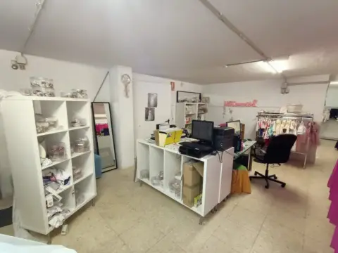 Local comercial en Barrio del Carmen