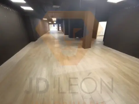 Local comercial en Centro