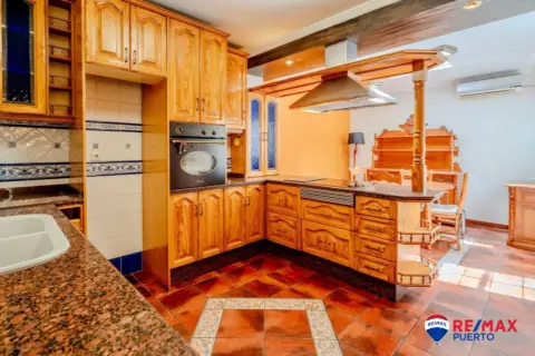 Casa adosada en calle de Martín Fierro