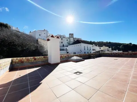 Casa pareada en calle de la Axarquía, 7