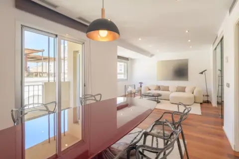 Apartamento en calle Granada, 32