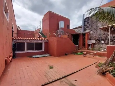 Casa en calle San Antonio