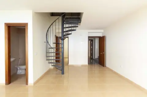 Piso en calle del Colegio