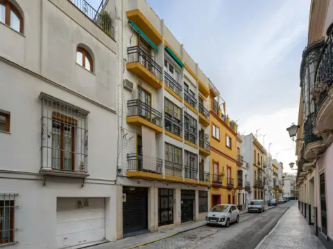 Piso en calle Jesús del Gran Poder