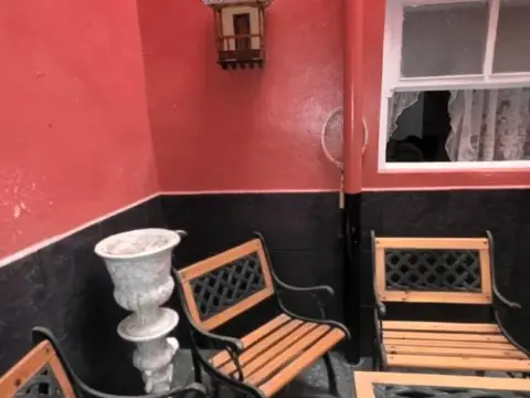 Casa adosada en calle San Antonio Abad