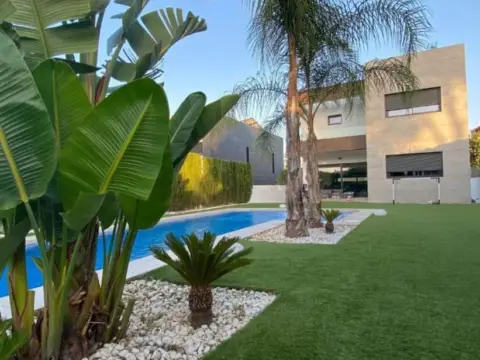 Chalet en San Antonio de Benagéber