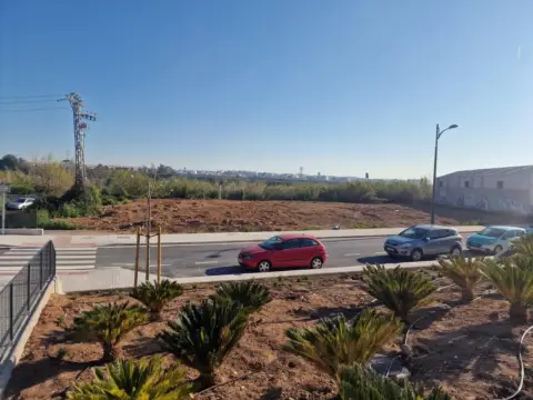 Terreno en Poligono Barranquet