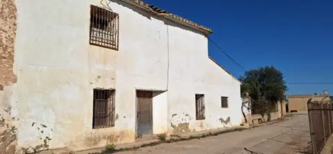 Finca rústica en Crta. Madrid A-3