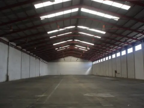 Nave industrial en Quart de Poblet