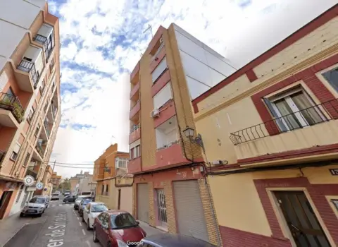 Piso en calle de Sot de Chera