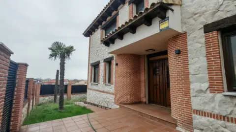 Chalet en calle Joan Miró, nº 130